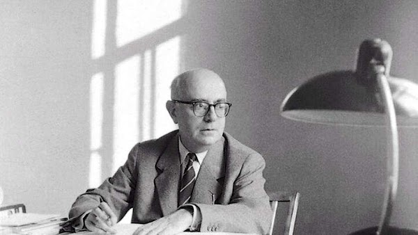 EL ORIGEN DE LA ESTUPIDEZ -  POR THEODOR W. ADORNO